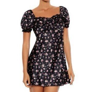 Forever 21 Black Floral Puff Sleeve Dress